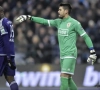 Standard-coach legt uit waarom Guillaume Hubert voor de 2e keer dit seizoen zijn plek moest afstaan aan Victor Valdes