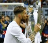 VIDEO: Prachtige beelden! Ramos gaat eerst huilende Atlético-spelers troosten en dan pas vieren