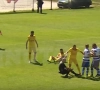 VIDEO: Schandalige aanval op ref levert levenslange(!) schorsing op
