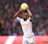 ? Patrice Evra laat op originele manier zien dat hij nog niet klaar is met voetbal na karatetrap