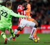 ? Ophef in Engeland: Had Mignolet hier altijd rood moeten krijgen?
