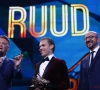 Vormer verovert zelfs harten van soms o zo genadeloze en kritische Nederlandse voetbalfans: "Ik heb een nieuwe held!" en "Wat een verademing, mag van mij blijven staan!"