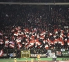 Turkse fan huurt kraan in om ... stadionverbod te omzeilen