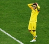 ? Als Thibaut Courtois nu niet tot beste WK-doelman wordt verkozen... Franse keeper Lloris zorgt voor dé blunder van het WK!