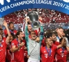 Manuel Neuer en David Alaba nemen de netten van het doel mee richting München