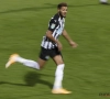 🎥 Kan het nog erger?! Newcastle-spits mist vanop enkele centimeters