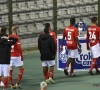 Standard-spelers in zak en as en sturen kat naar persconferentie na de match