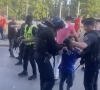 Pijnlijke beelden voor Champions League-finale: Politie haalt traangas en pepperspray boven