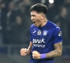 Thorgan en Eden lachen met Vazquez terwijl die een serieus interview wil geven: "Onze fans zijn wat gek"