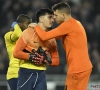 Geen bal moeten pakken: gelegenheidsdoelman Puertas deelt steekje uit aan Club Brugge 
