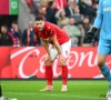 Zwaar gefrustreerde Standard-spelers gaan verhaal halen bij ref: "Wat daar is gezegd..."