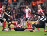 Aiai, Liverpool verliest na comfortabele voorsprong, Mitrovic voorkomt drama