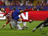VIDEO: Yannick Ferreira-Carrasco schrijft geschiedenis met dit prachtdoelpunt