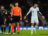 🎥 Woedende Cristiano Ronaldo verliest zijn geduld met Lawrence Visser en laat dat wel zéér duidelijk merken