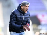 Felice Mazzu kan het niet aanzien en schiet uit zijn krammen: spelers en clubleiding zien het van dichtbij gebeuren