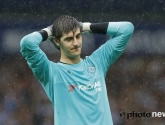 Courtois verscheurt Spanje... opnieuw
