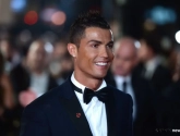 Een rondleiding ten huize Ronaldo? Dat zijn foto's van zichzelf en vooral véél spiegels