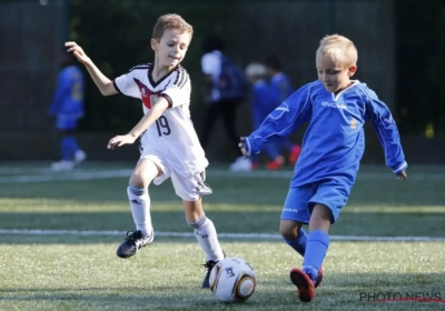 Jeugdscheidsrechter geeft er na 9 matchen de brui aan na beledigingen: "Nochtans veel gewoon van bij NMBS"