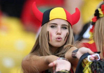 📷 12 jaar geleden was ze wereldberoemd: hoe gaat het nog met WK-babe Axelle?