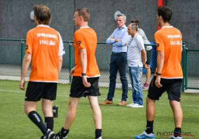 Wedstrijd in ons land loopt volledig uit de hand: speler meteen ontslagen na duw aan ref