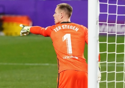 'FC Barcelona wijst drie spelers kordaat de deur en er zit een héél grote naam bij'