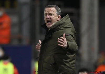 🎥 "Een schande, stelletje slappe lullen!": John van den Brom (ex-Genk en Anderlecht) kookt helemaal over