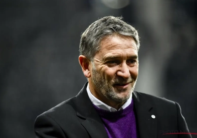 'Voormalig Standard-coach moet op zoek naar een nieuwe club'