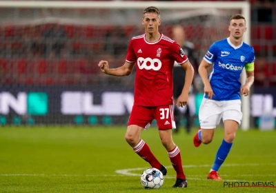 Gespot op training: 'Jeugdproduct Standard verlaat STVV voor Brussels avontuur'