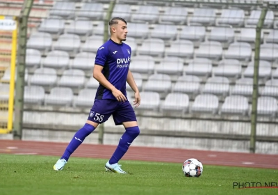 Een kans om te grijpen? Voormalige Anderlecht-speler zit na avontuur bij Ajax zonder club