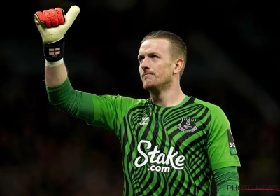 📷 Hoe mooi is dit? Jordan Pickford laat zoon veld betreden in shirt van Everton én favoriete club