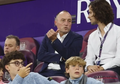 Anderlecht-supporters eisen nog meer dan ontslag Vandenhaute: voorzitter moet ook zijn aandelen wegdoen