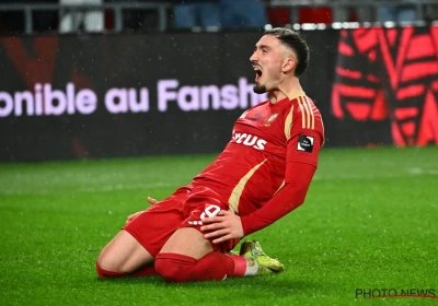 OFFICIEEL: Andi Zeqiri heeft nieuw opvallend avontuur beet