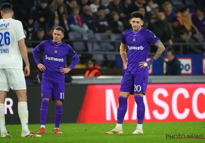 Wie staat er op Union in de spits bij Anderlecht? Eentje die zich absoluut niet mag blesseren of eentje die weg wil?