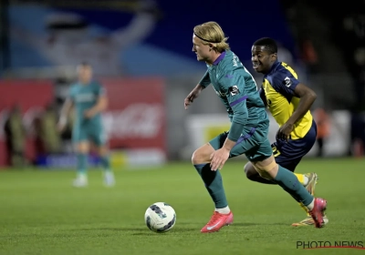 Kasper Dolberg blikt terug op lastig seizoen van Anderlecht en heeft duidelijke mening over Besnik Hasi