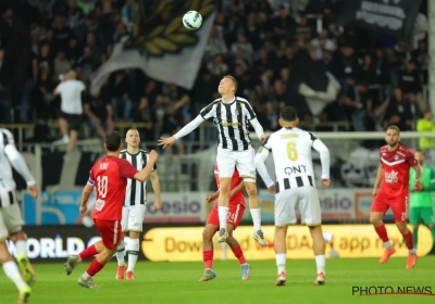 Charleroi pakt weer de leiding na vlotte overwinning tegen Dender