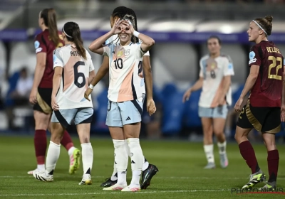 Bittere pil: Red Flames worden weggespeeld door wereldkampioen Spanje