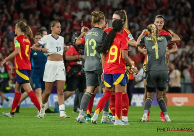 🎥 Heerlijk hakje zet wereldkampioen Spanje op weg naar halve finales EK