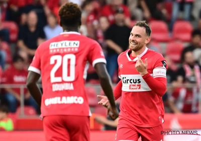 Vincent Janssen hamert op DNA-belang, ontkent mentale druk niet en pakt uit met kwinkslag richting sterkhouder Antwerp