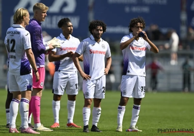 🎥 Gênant: het 'applaus' van de spelers van Anderlecht in Dender gaat viraal