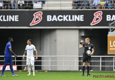 Ongezien: Lothar D'Hondt legt KAA Gent - Club Brugge stil ... voor één extra bekertje