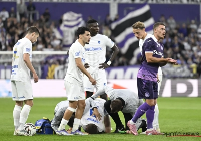 🎥 Voetbal of NFL? El Ouahdi haalt Degreef wel heel opvallend neer