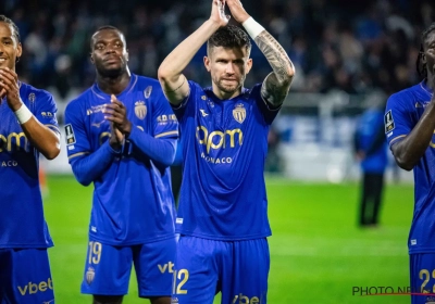 Monaco in de penarie! Door problemen met vliegtuig komen Monegasken pas enkele uren voor aftrap aan in Brugge