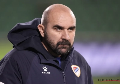 RIP! Amper 44-jarige trainer bezwijkt aan hartaanval tijdens wedstrijd