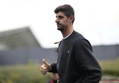 Thibaut Courtois duikt plots op in Tubeke: speelt hij dan tóch?