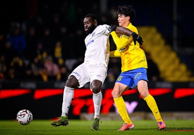 LIVE: Kansen langs beide kanten in eerste helft, Ferri het dichtst bij een doelpunt met poging tegen de paal