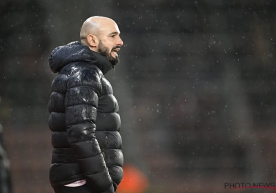 🎥 Onur Cinel (Cercle Brugge) kan pret niet op in perszaal Zulte Waregem: "Beste analyse ooit"
