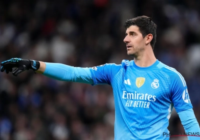 🎥 Thibaut Courtois grijpt naast trofee ... en wat een doelpunt voor Puskas Award!