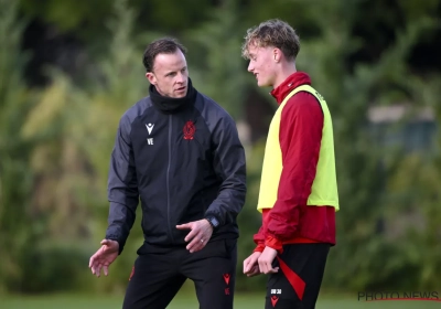 Jeugdproduct Gent plots mee op stage met ... Standard: "Chapeau voor De Cat"