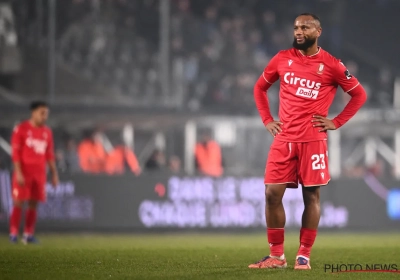 Marco Ilaimaharitra kreeg het zwaar te verduren in Waalse derby: "Het was speciaal om tegen hem te spelen"