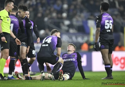 Was Nathan De Cat - die weer geblesseerd uitviel - wel fit genoeg om te spelen? "Ga het niet elke keer vragen"